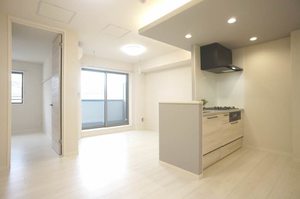 フォレナブルー鶴ヶ峰 301号-3