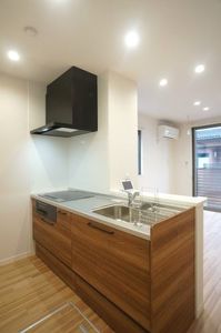 ＳｈａＭａｉｓｏｎ高山 102号-4