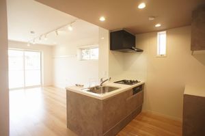 コモコート 102号-5