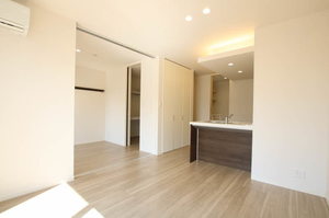 エイチ．エム　レジデンス 205号-3