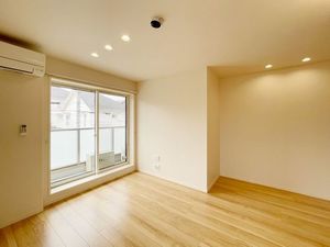 メゾン・ド・リヴェール 202号-2