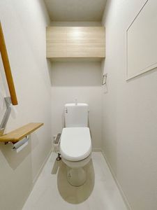 メゾン・ド・リヴェール 202号-8