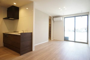 ゼフィールメゾン二俣川 Ⅱ 101号-4