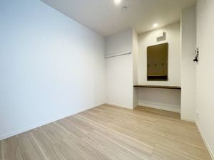 ゼフィールメゾン二俣川 Ⅱ 101号-7