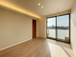 ゼフィールメゾン二俣川　Ⅱ 201号-2