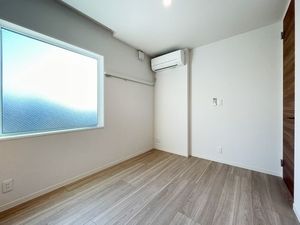 ゼフィールメゾン二俣川　Ⅱ 201号-6