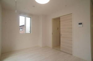 キャッスルユウ　Ⅵ 101号-4