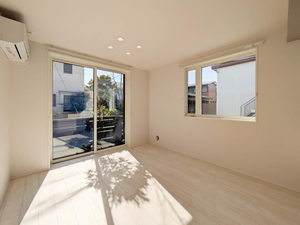 フローラ 102号-2