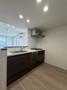 アジュールモア長津田 203号-4