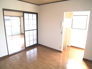 シャトー白根E 201号-4