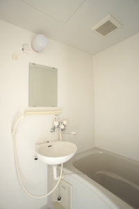 ホロン六浦 105号-10