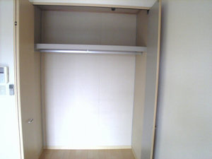 メゾンフォンテーヌ 303号-3