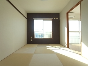 グランドソレイユＢ棟 203号-3