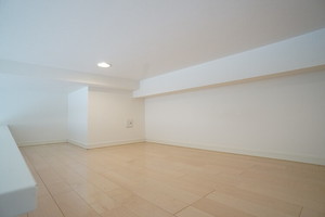 アザーレ栗谷 104号-6