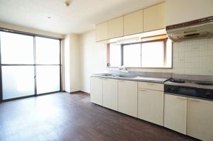 Ｙ＆Ｅパレス 203号-4