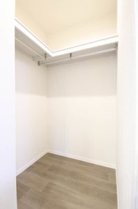 マ・モール弘明寺Ⅵ 201号-5