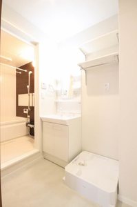 マ・モール弘明寺Ⅵ 201号-9