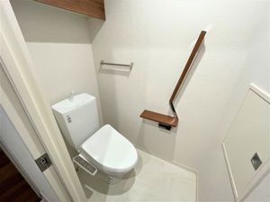 ヒルズ横濱高島台 201号-13