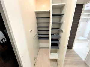 ヒルズ横濱高島台 203号-4