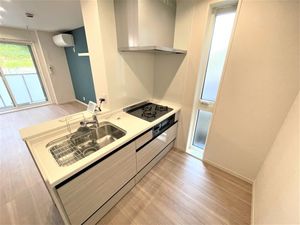 ヒルズ横濱高島台 203号-5