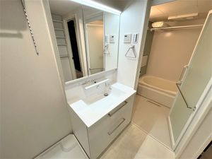 ヒルズ横濱高島台 205号-10