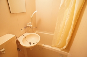 ヴィクトワール伊藤 102号-12