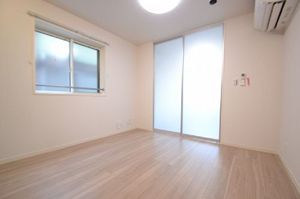 Ｇｒｅｅｎａｇｅ　Ｓｈｉｎｊｏ　（グリナージュ　新城） 203号-5