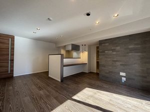 アコルデ弥勒寺 202号-2