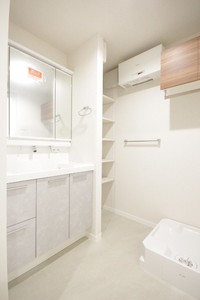 メゾン　オルジュ 302号-6