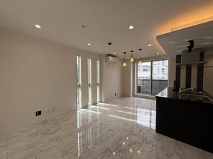 アヴェニール宮崎台 301号-3