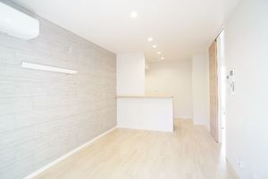 ボヌール小町 102号-2