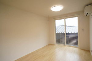 モンテベルテ 205号-3