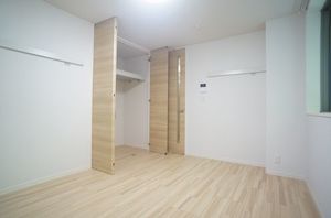 Ｒｏｓｅ　Ｗｏｏｄ 301号-5