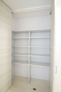 フローラ真和２番館 202号-4
