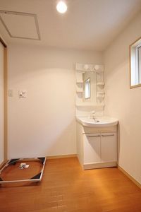 シャロン港南台 102号-7