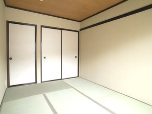 グリーンハイツ城山A棟 202号-10