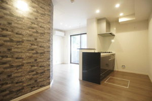 イーリス 103号-2