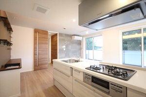 タカミ・エム 203号-6