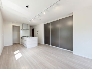 タカミ・エム 301号-2