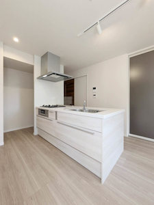 タカミ・エム 301号-3