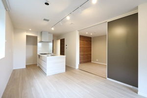 タカミ・エム 401号-3