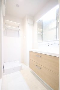 ワレアハレ新杉田 301号-11