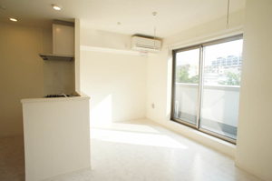 三幸Ｒレジデンス 301号-2