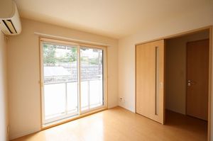 サーラ百合 102号-3