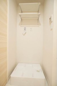 アヴィロン 203号-8