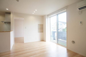 ロイヤルレジデンス 102号-5
