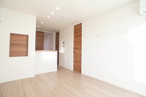 プラスシティ橋本 203号-3