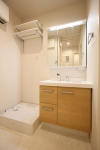 トロワベルテュ 201号-10