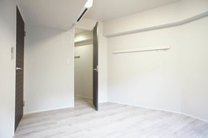 ペールクレスト上麻生 301号-6