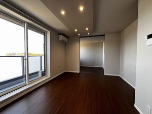 フォレスト 302号-2